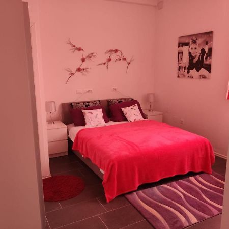 Ferienwohnung App Margareta Umag Exterior foto