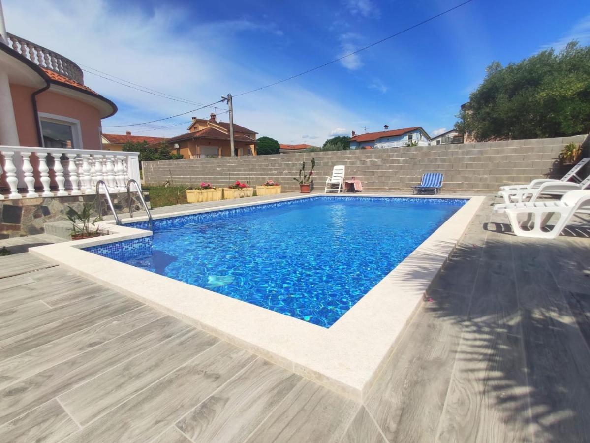 Ferienwohnung App Margareta Umag Exterior foto