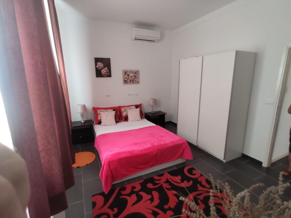 Ferienwohnung App Margareta Umag Exterior foto